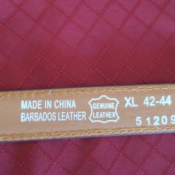 Mens brown genuine leather belt size XL 42-44 - Picture 3 of 3